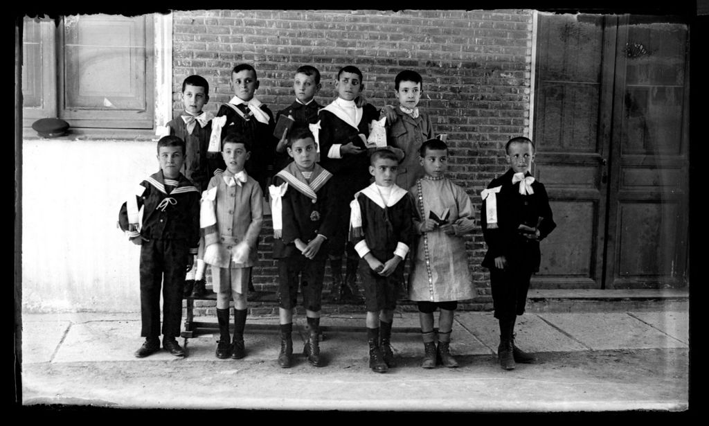 NIÑOS DE PRIMERA COMUNION.