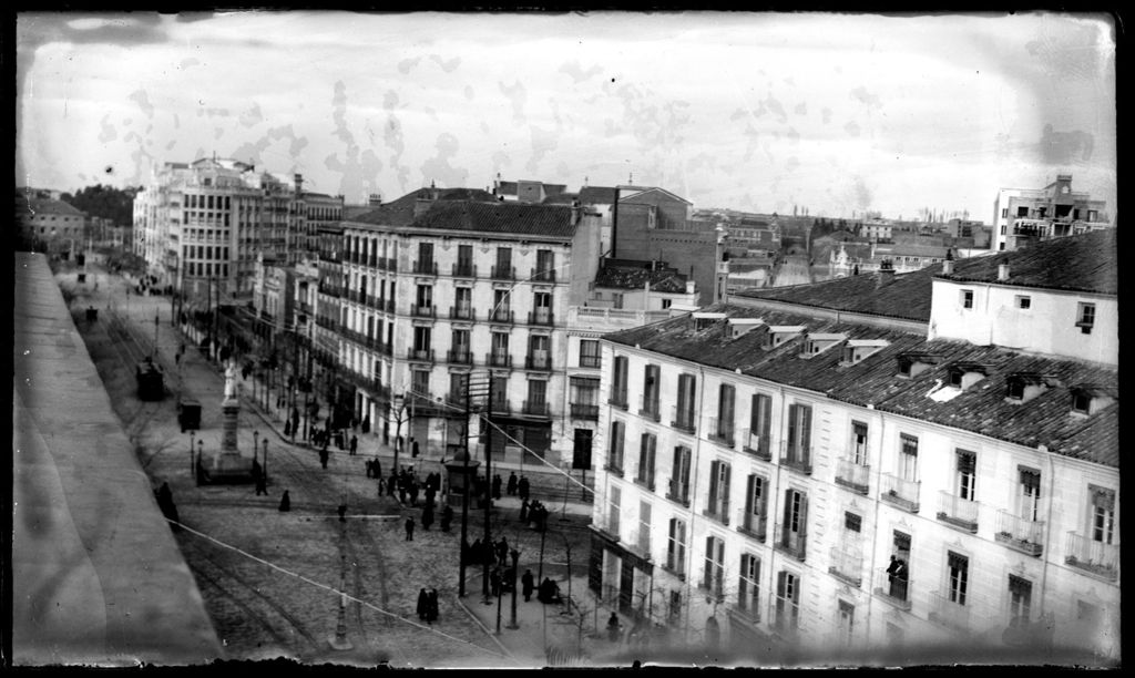 UNA CALLE DE MADRID 2 SIGLO XIX.