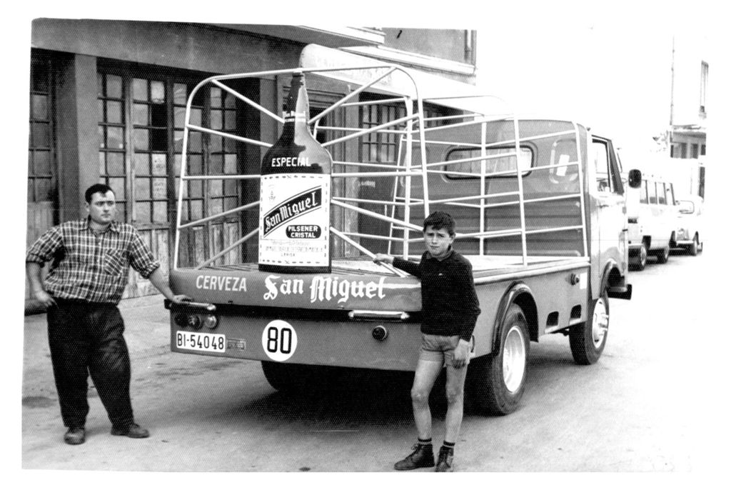 CAMION DE REPARTO DE CAJAS SAN MIGUEL 2.