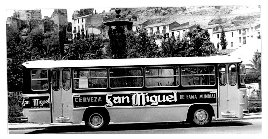 AUTOBUS DE LINEA CERVEZAS SAN MIGUEL 2.