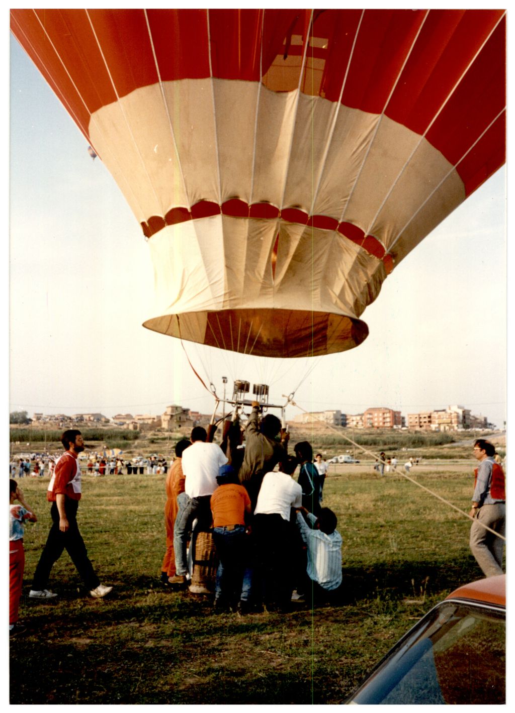 INFLANDO EL GLOBO.